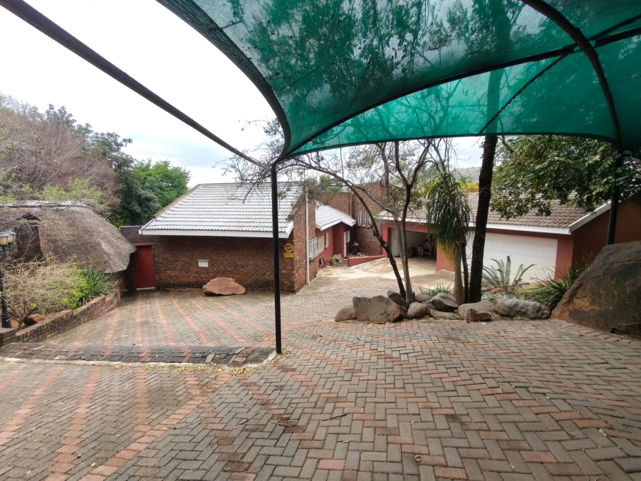 5 Bedroom Property for Sale in Cashan North West
